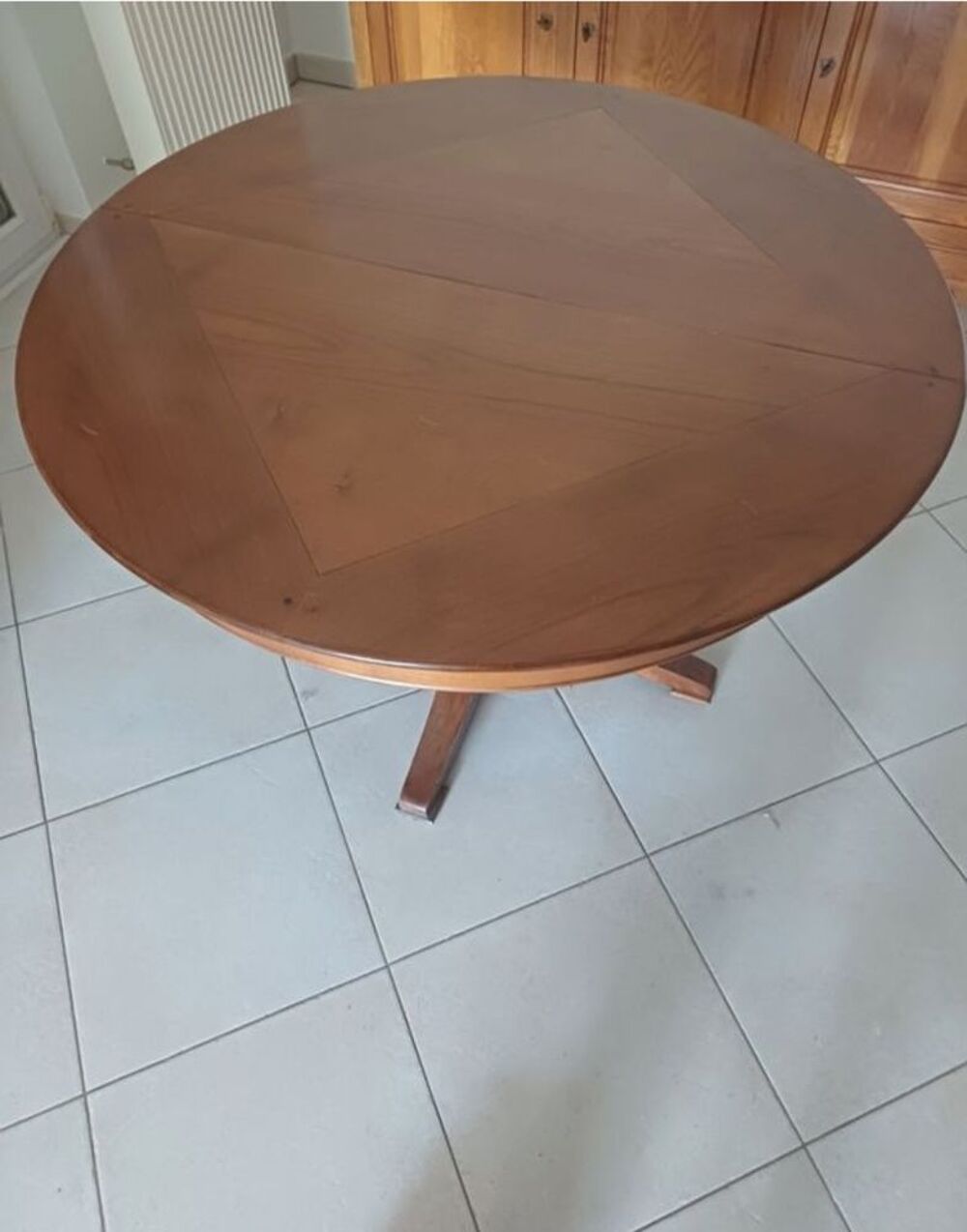 Table salle &agrave; manger Louis philippe Meubles