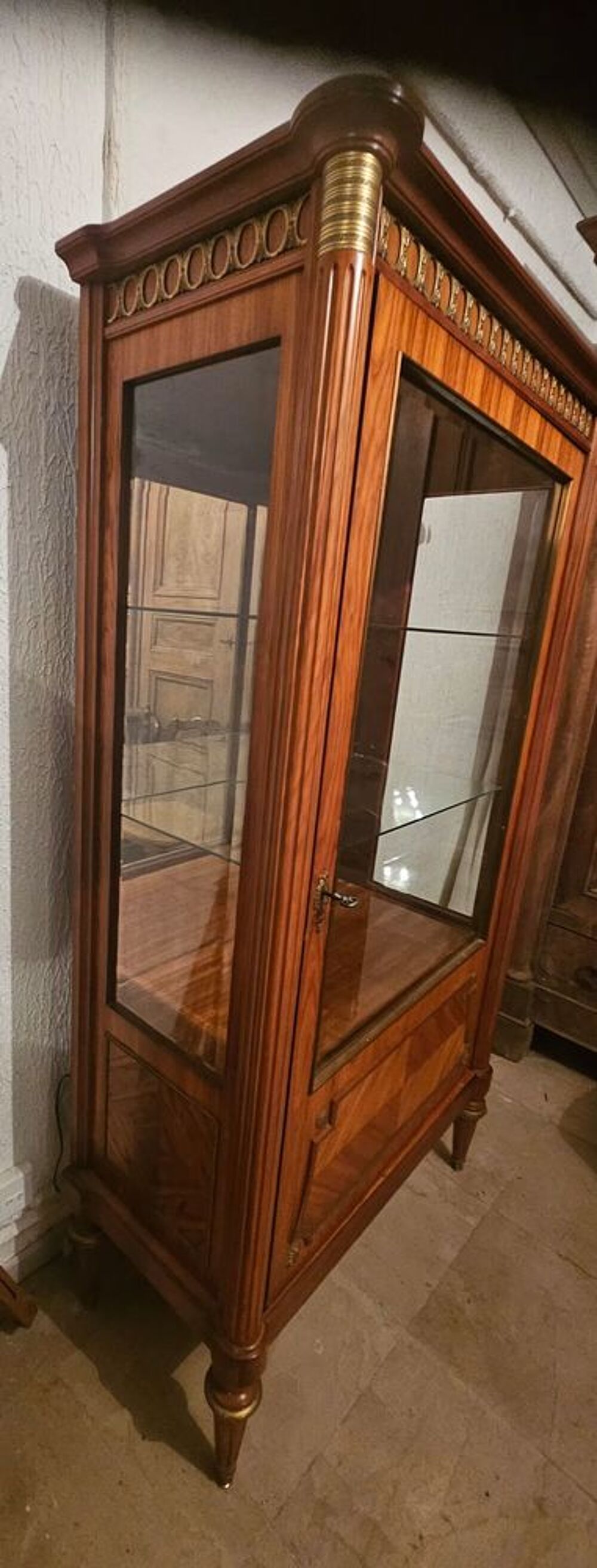 Vitrine biblioth&egrave;que style louis XVI Meubles