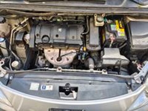 307 1.6e 16V Oxygo 2005 occasion 69740 Genas