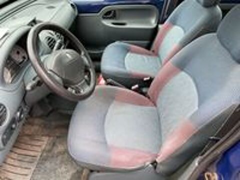 Kangoo Renault 1.4 Free World 2001 occasion 44320 Saint-P&egrave;re-en-Retz