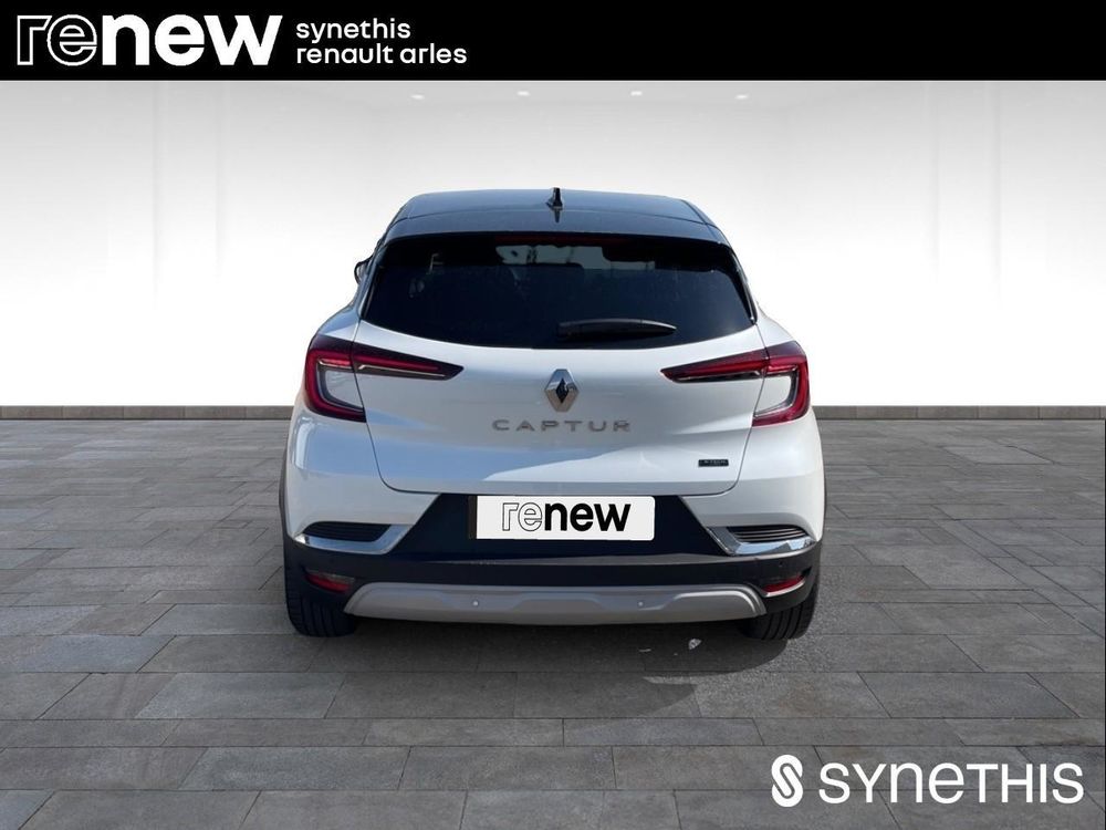 Captur E-Tech full hybrid 145 Techno 2023 occasion 13200 Arles