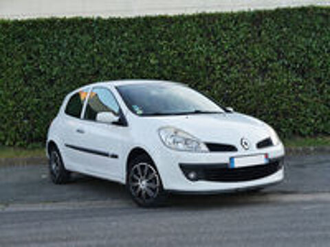 Clio III Clio 1.2 16V 75 Authentique 2008 occasion 91070 Bondoufle