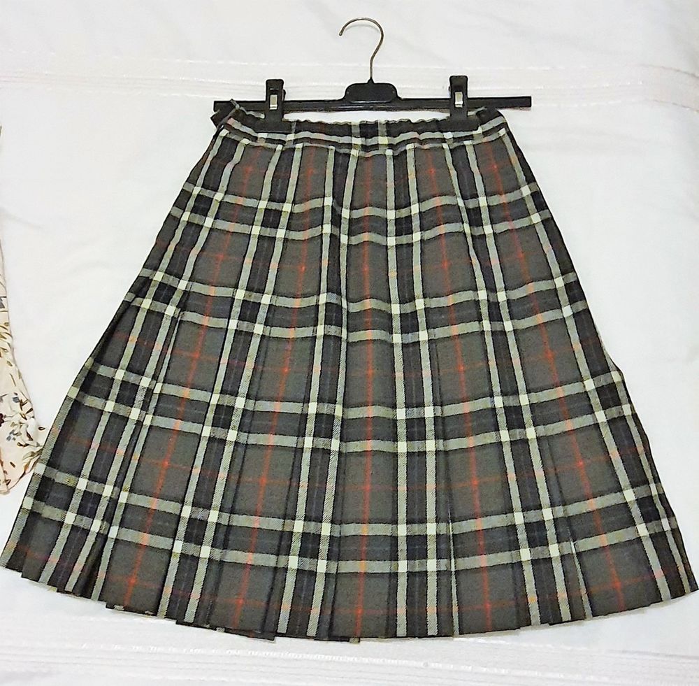 2 jupes Vêtements