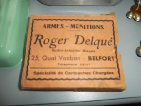 ancienne boite Roger Delqué Maitre armurier 10 Colombier-Fontaine (25)