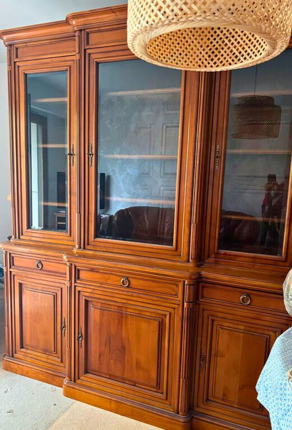 Buffet Biblioth&egrave;que vitrine Louis Philippe en merisier neuf Meubles