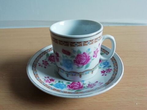 Service  caf 12 pices en porcelaine dcor fleuri neuf
0 Courbevoie (92)