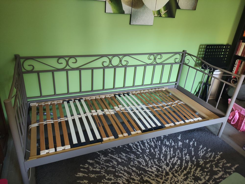 Chambre &agrave; coucher Alin&eacute;a Meubles