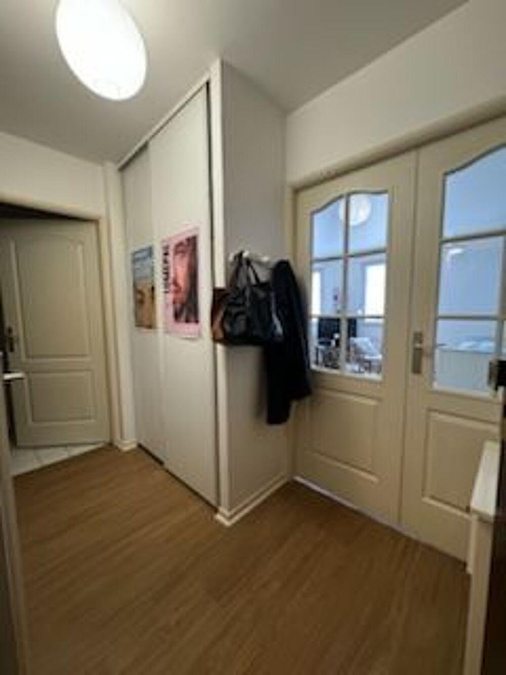 Location Appartement studio très agréable 35 m2 dans un bel immeuble Reims