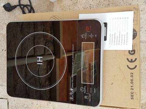 Table  induction 59 Grasse (06)