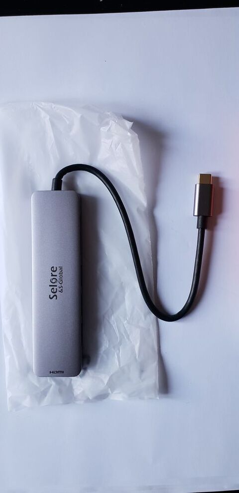 Adaptateur USB C  HDMI 4K 12 Brioude (43)