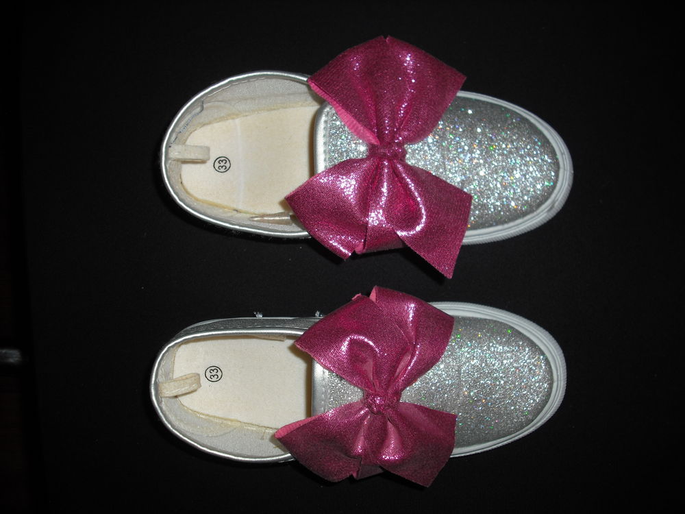 Chaussures enfant paillet&eacute;es argent&eacute;es Taille 33 Chaussures enfants