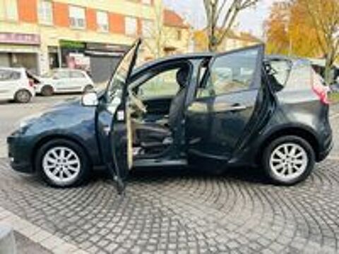 Sc&eacute;nic III Scenic III dCi 130 FAP Privil&egrave;ge Euro 5 2009 occasion 78800 Houilles
