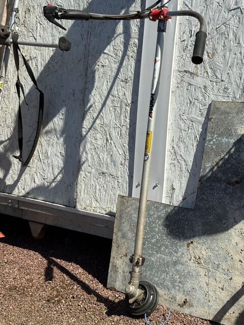 COUPE HERBE 300 Saussay (28)