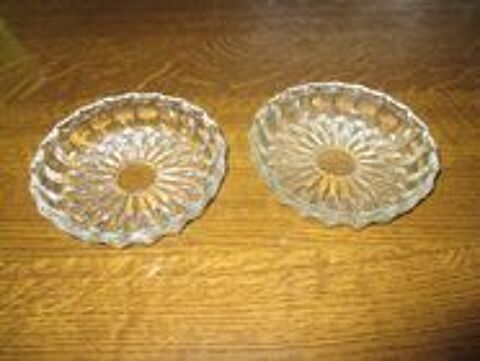 Deux coupelles ou soucoupe plates en verre 6 M�rignies (59)