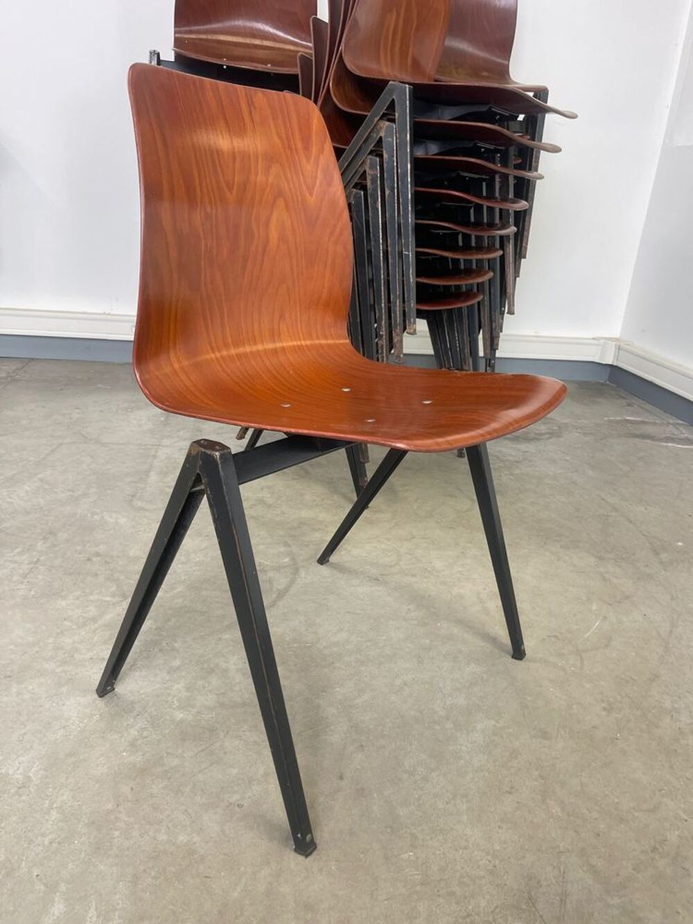 Lot de 29 chaises Galvanitas s22 ann&eacute;es 60 Pays-Bas Meubles