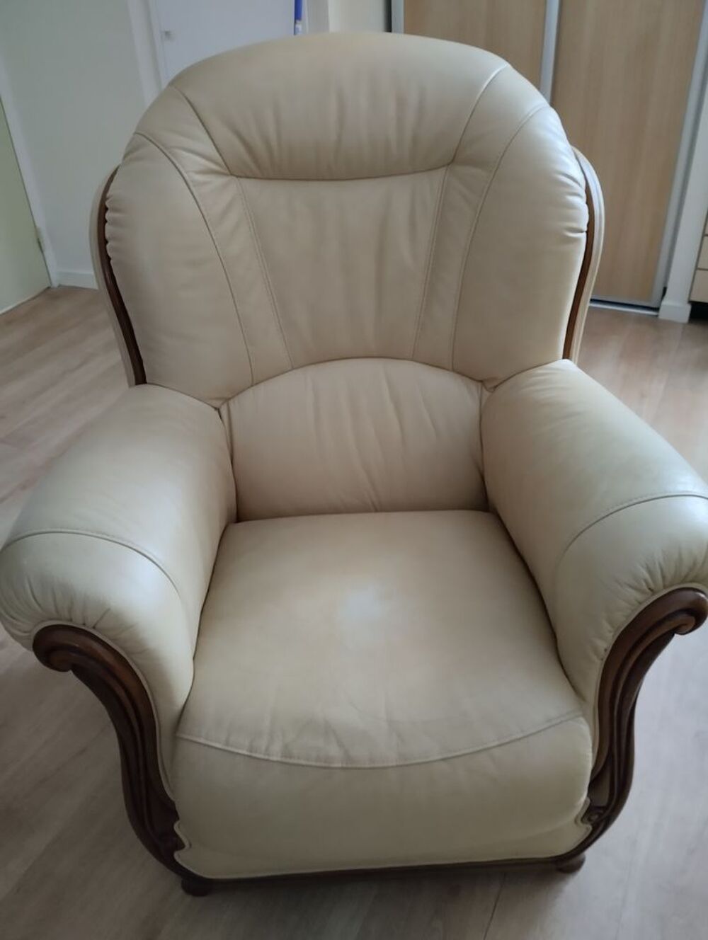 CANAPE CUIR 2 PLACES + FAUTEUIL Meubles