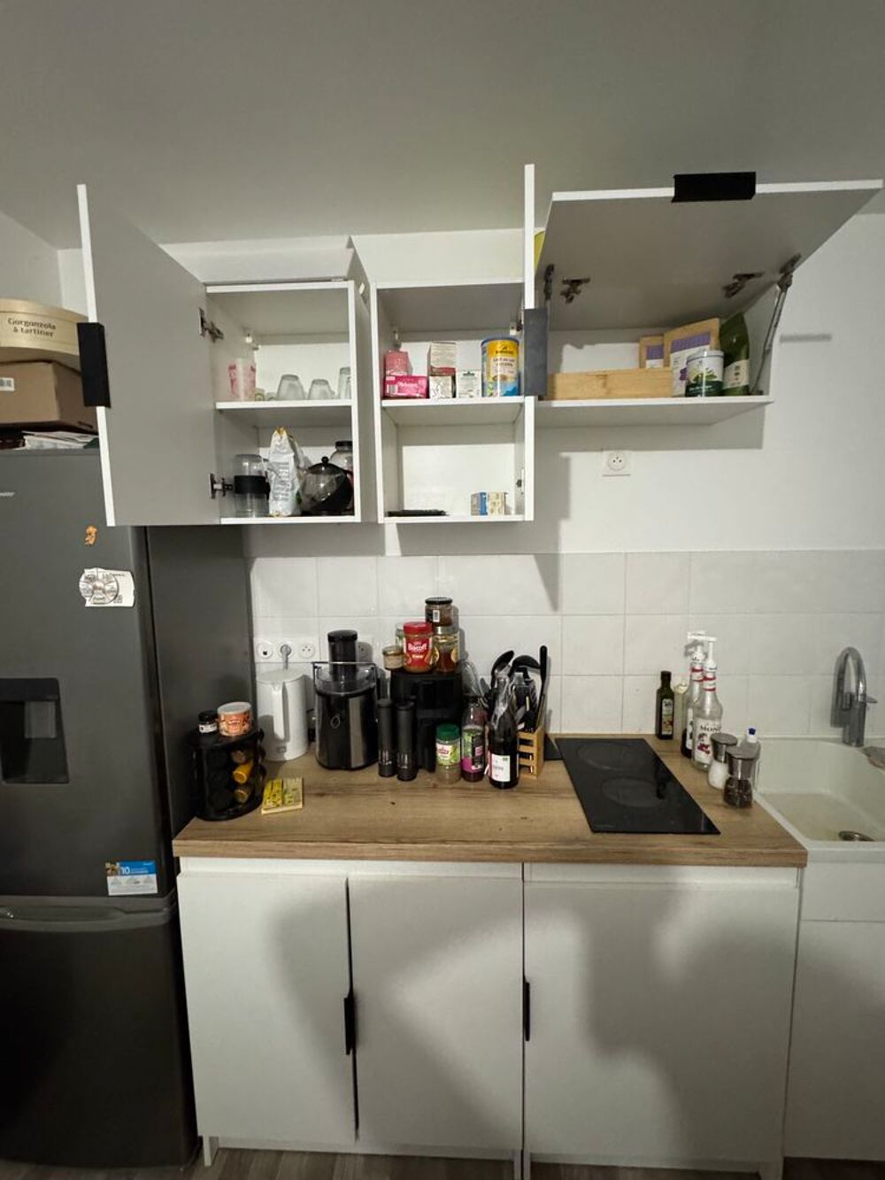 Cuisine 140cm + plaque de cuisson vitroc&eacute;ramique Meubles