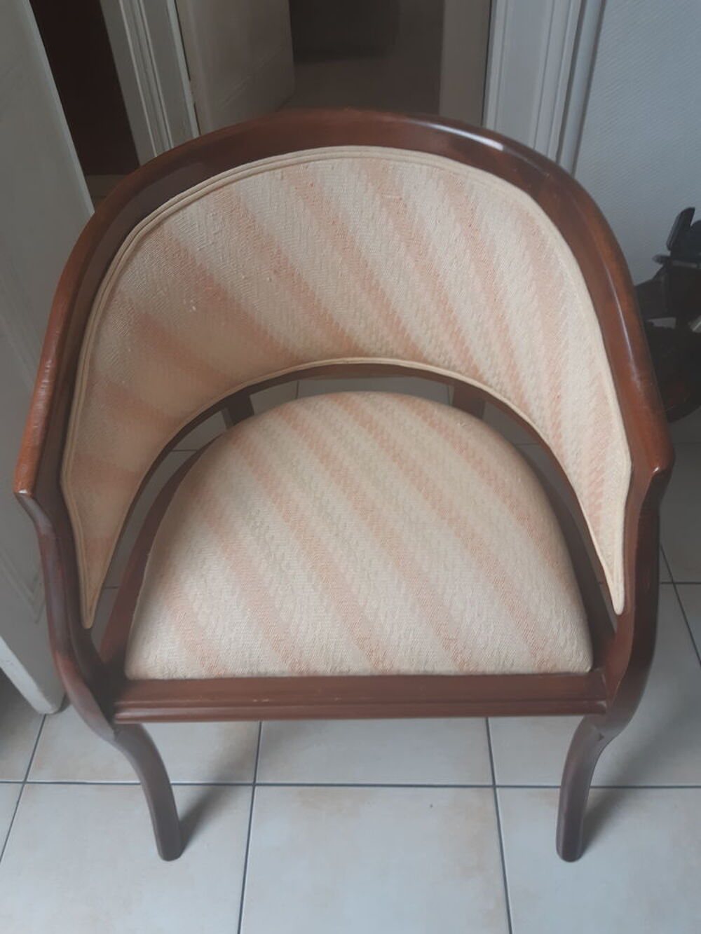 Table de jeux + 4 fauteuils assortis : Ensemble rare ! Meubles
