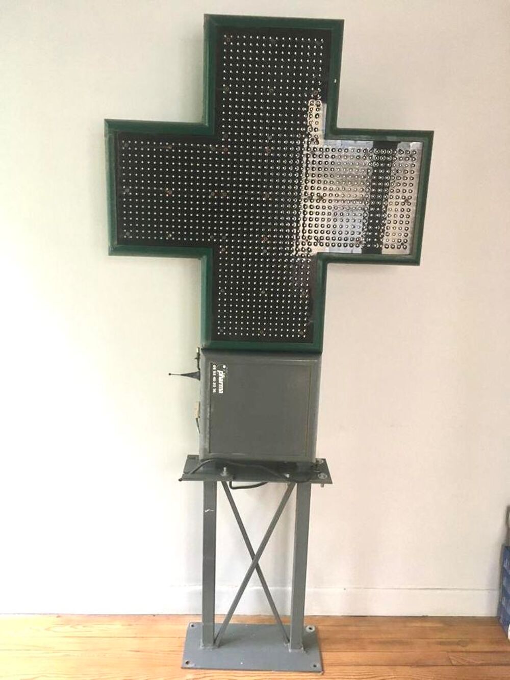 Croix de pharmacie en Bricolage