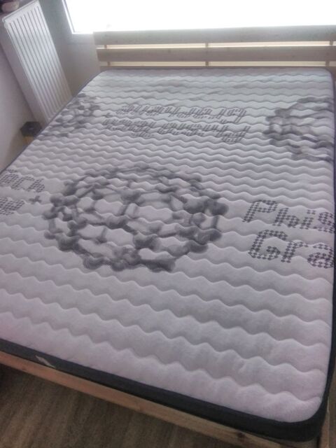 Matelas 160*200 cosmos + sommier � lattes bois
200 Betton (35)