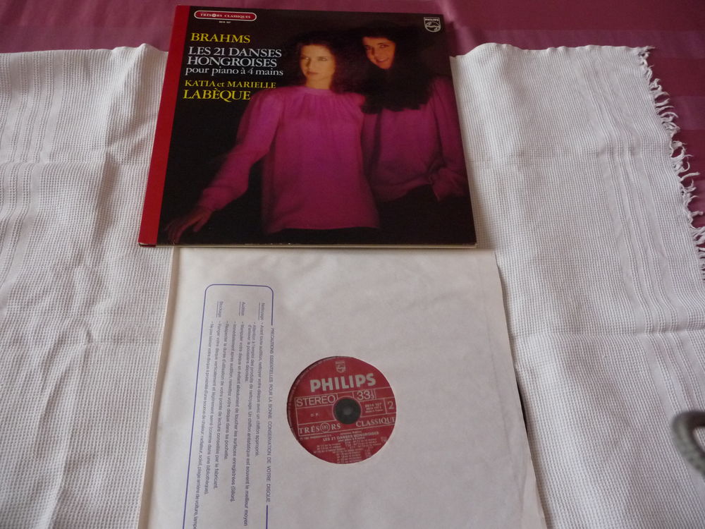 Disque vinyle 33 T Brahms
CD et vinyles