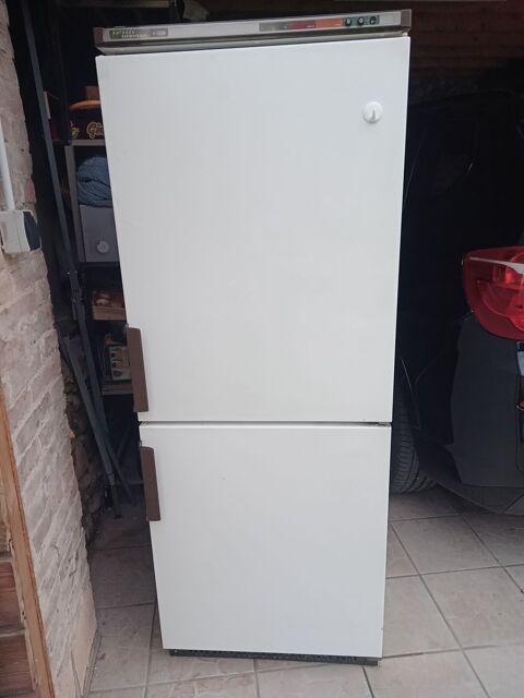 Refrigerateur Congelateur Liebherr 100 Saint-Cassien (38)