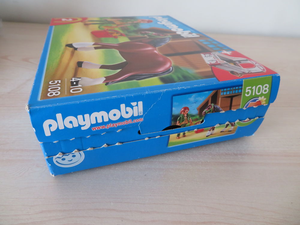 Playmobil 5108 &eacute;table 98% complet Geobra jouet toy figurine Jeux / jouets