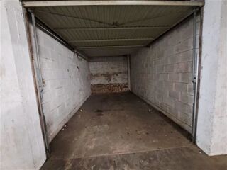  Parking / Garage � vendre 10 m� 