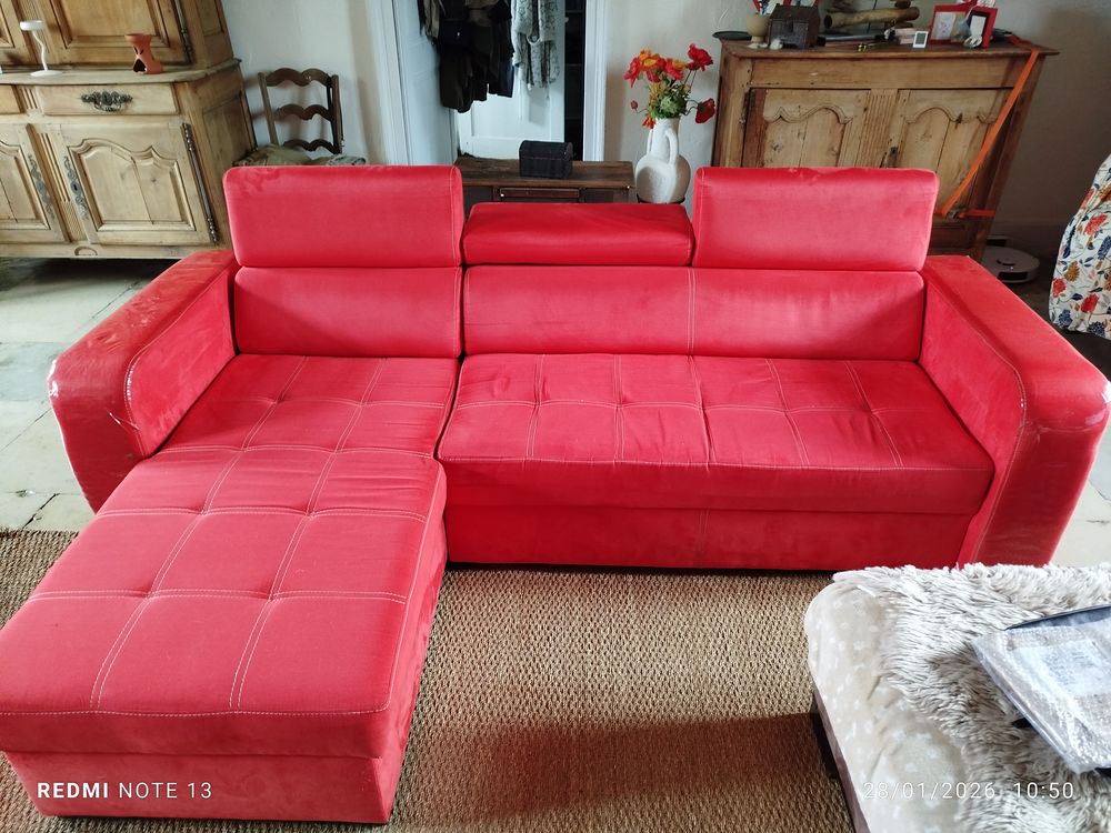 Canap&eacute; d'angle en tissu rouge Meubles