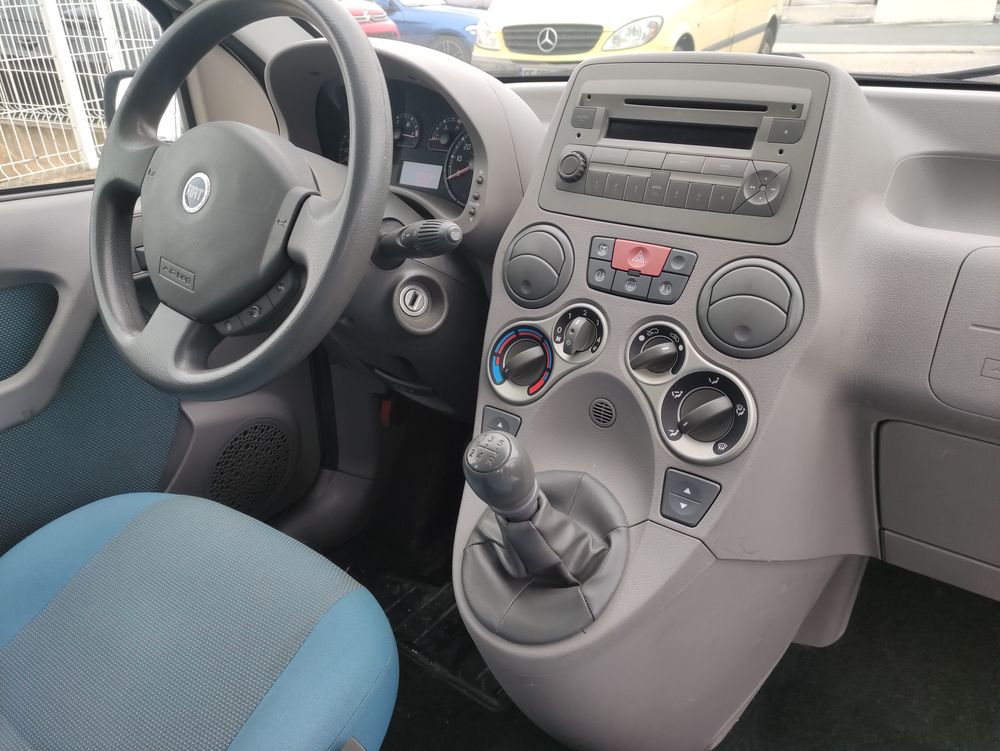 Panda 1.2 8V Emotion 2006 occasion 83220 Le Pradet