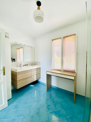  Villa à vendre 5 pièces 156 m²