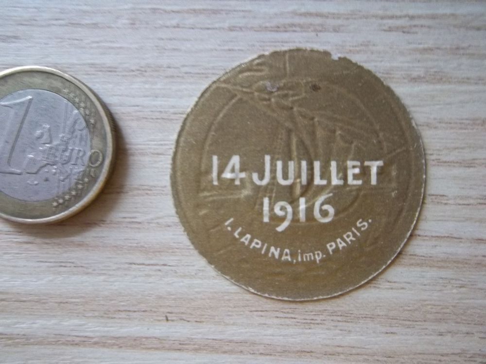 insigne journ&eacute;e Paris 14 juillet 1916 collection militaire 