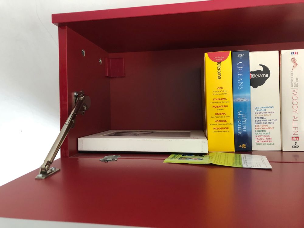 caisson haut Ikea accrochage mural Meubles