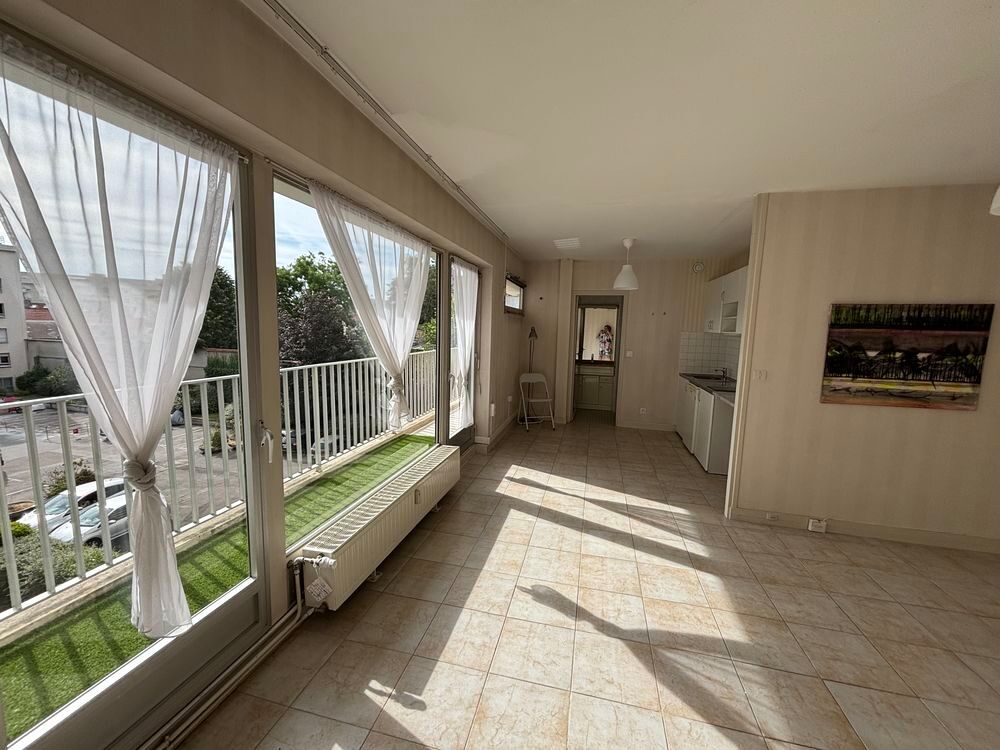 Location Appartement GRAND STUDIO CENTRE VILLE REIMS Reims
