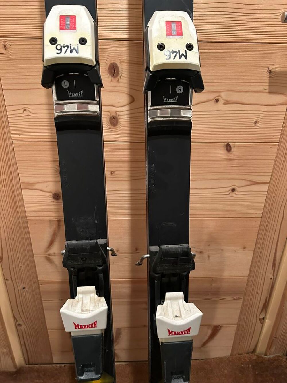 SKIS DYNASTAR haut de gamme Ann&eacute;es 88/90 , modele HZ FUSION Sports