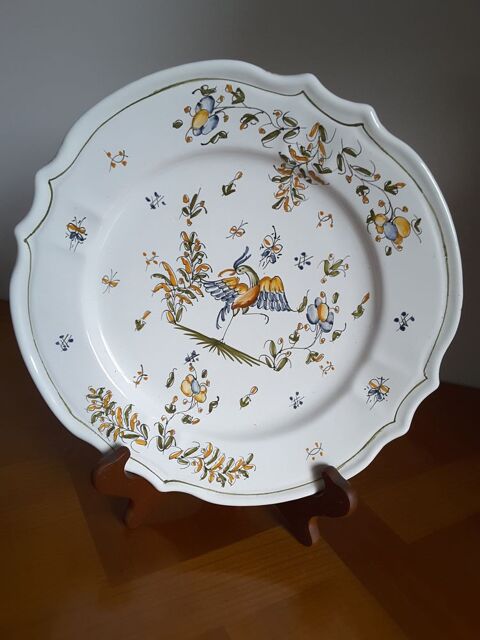 Assiette de Moustiers 20 Corbeil-Essonnes (91)