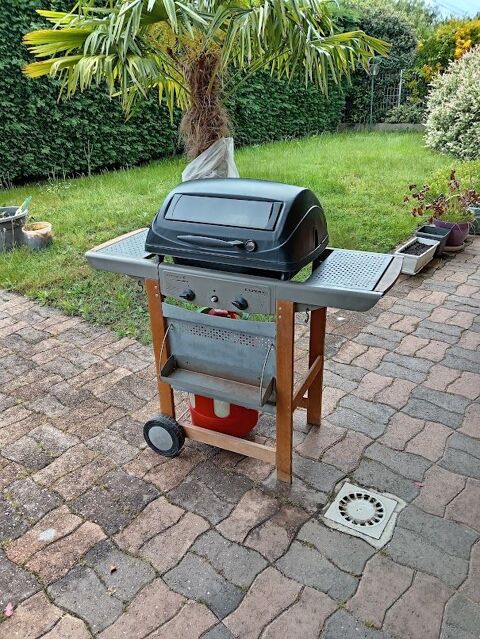 barbecue gaz avec pierres de lave 100 Veauche (42)