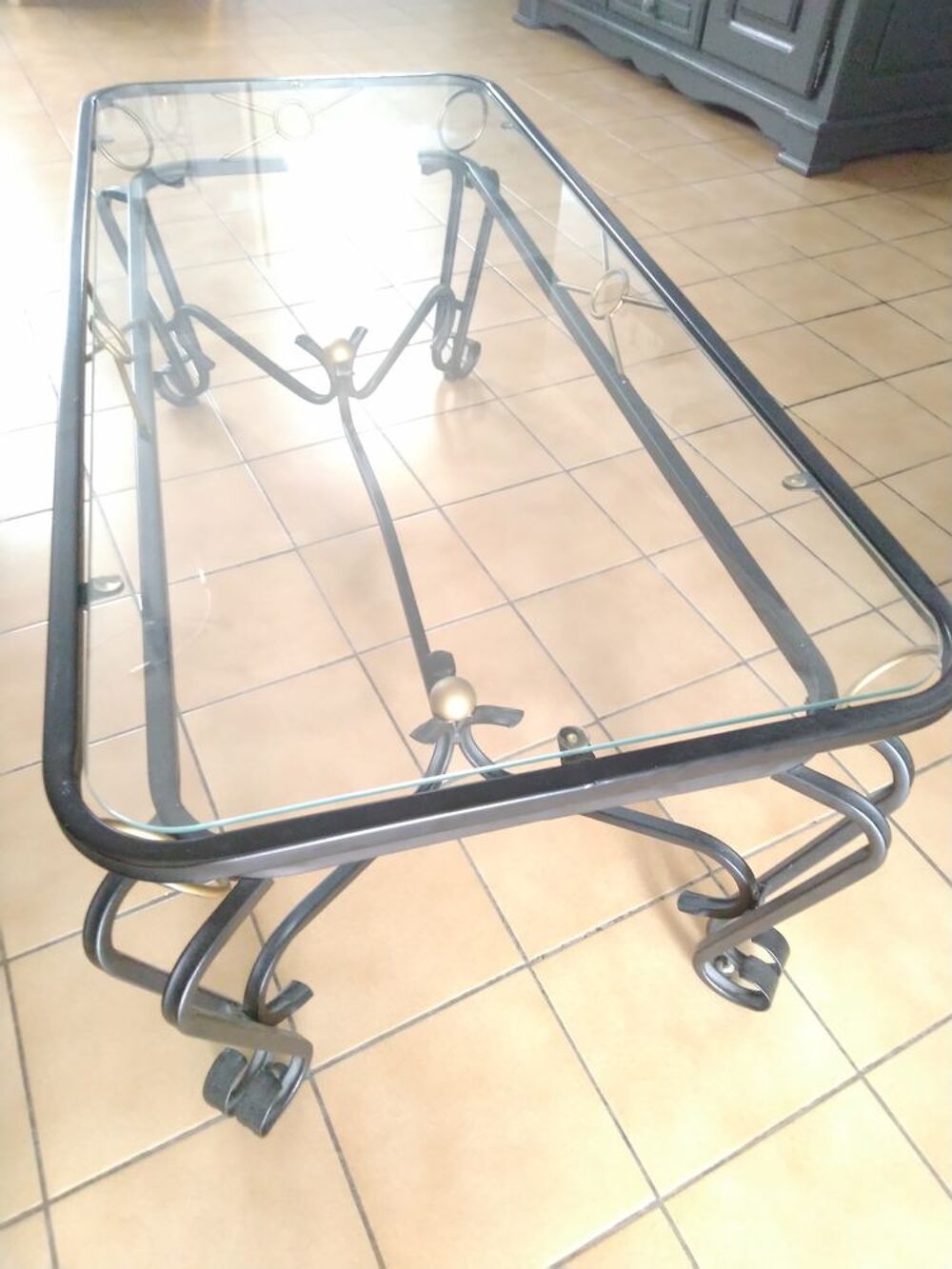 1Table salon et 2 tables bouts de canap&eacute; Meubles