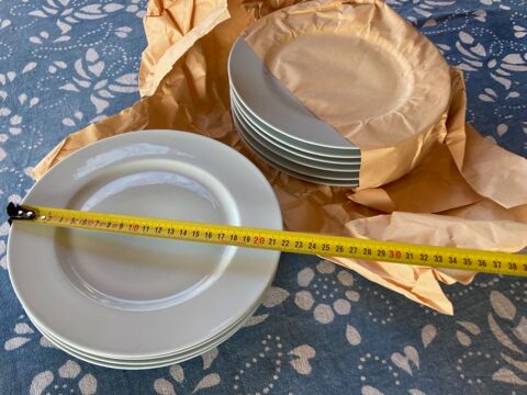 Lot 10 assiettes dessert. 18 Cachan (94)