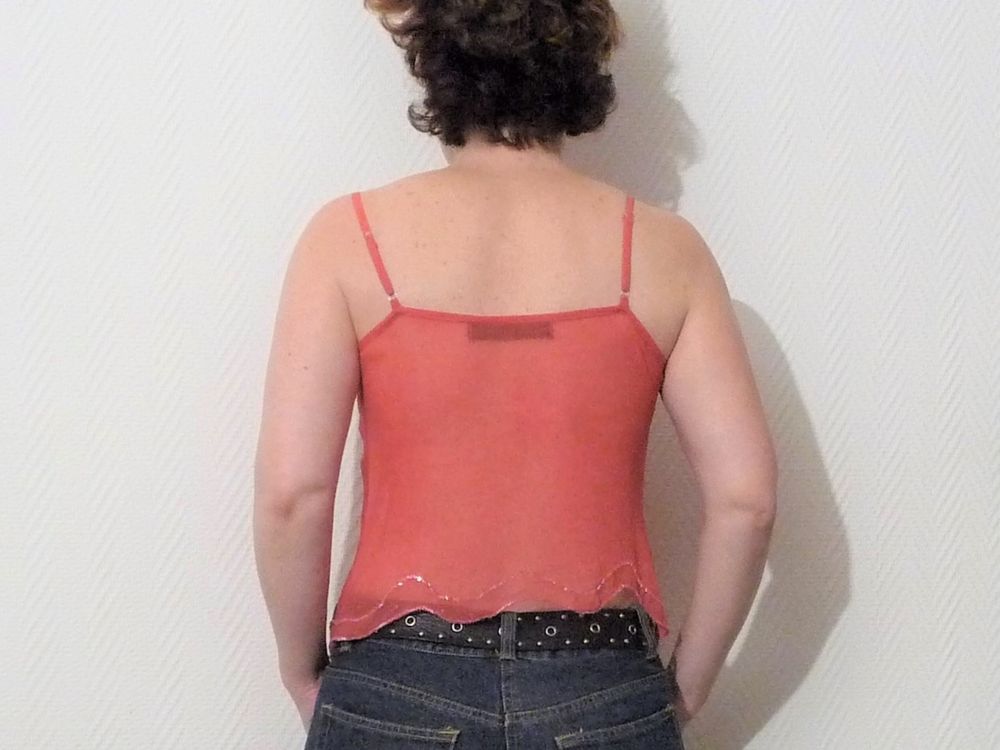 Top/ Tee Shirt Rose &agrave; Bretelles et Pastilles Iris&eacute;es- She's Vêtements