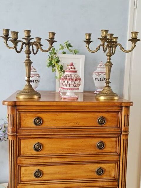 Paire de beaux chandeliers anciens en bronze authentique 120 Prémilhat (03)