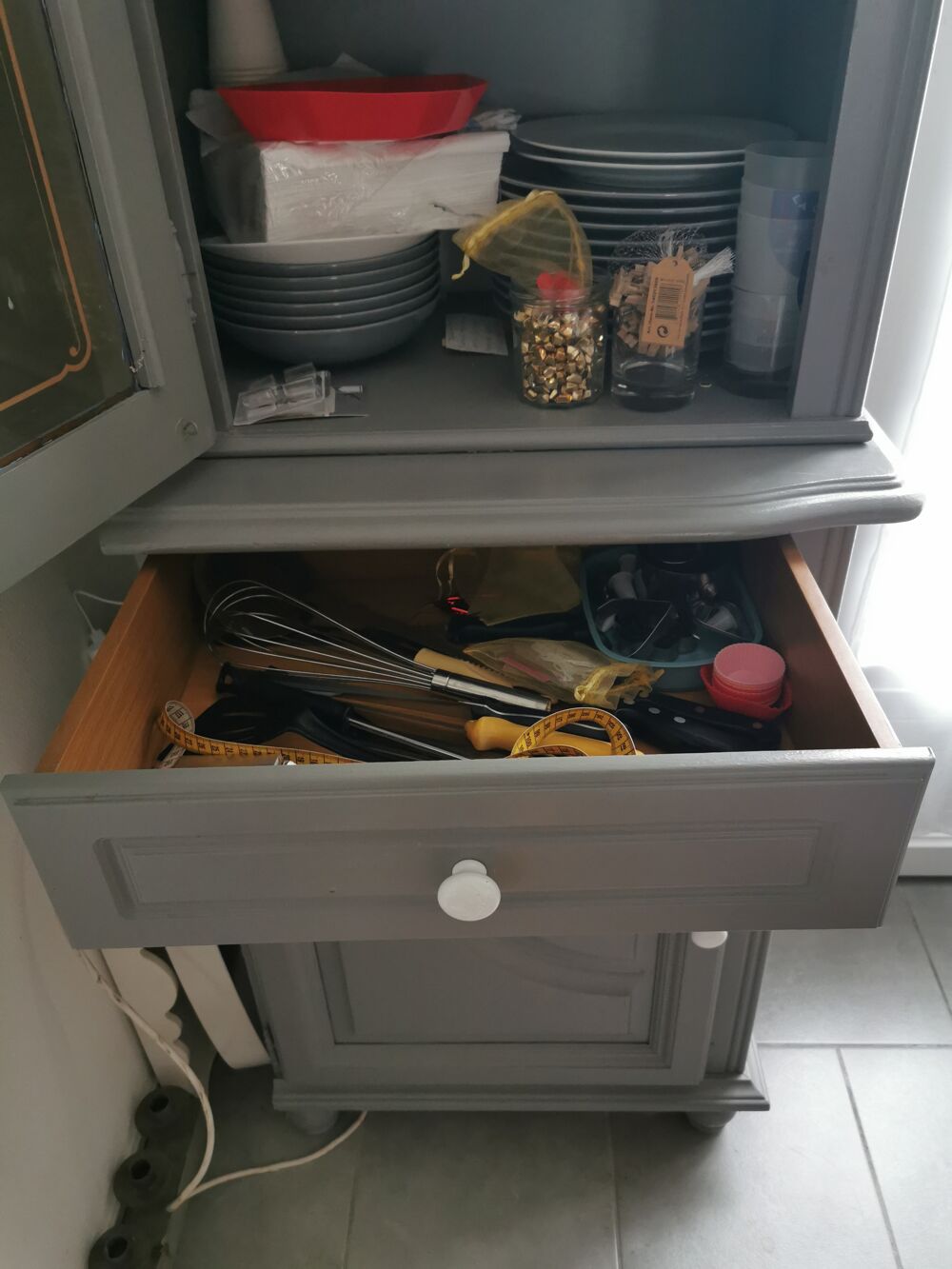 Vaissellier en bon &eacute;tat Meubles