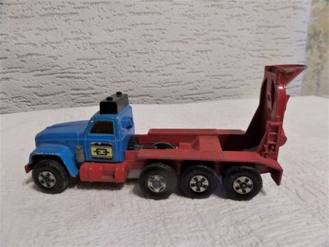 camion de marque MATCHBOX 15 Lyon 8 (69)