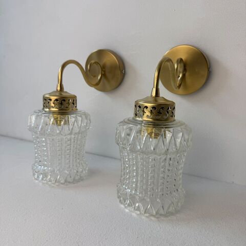 PAIRE D'ANCIENNES APPLIQUES VERRE MOULE VINTAGE
160 Lille (59)