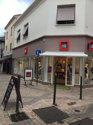  Immeuble à vendre 280 m² Villeneuve-sur-lot