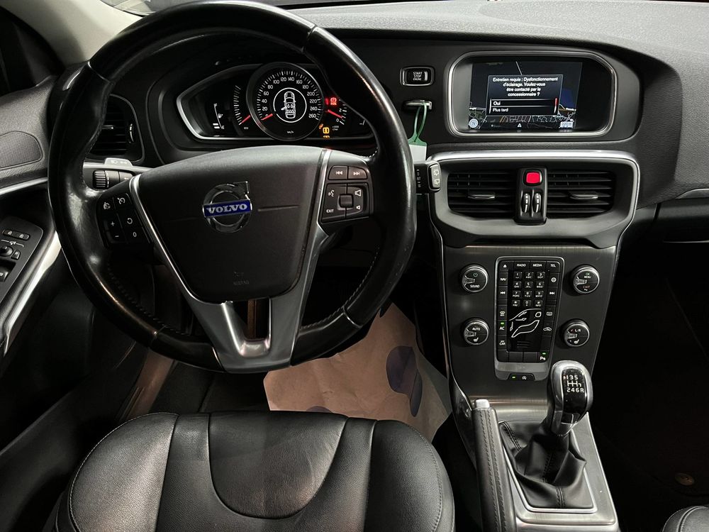 V40 II D3 150ch Start&Stop Summum 2014 occasion 33520 Bruges