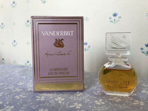 Miniature de parfum 11 Vincennes (94)