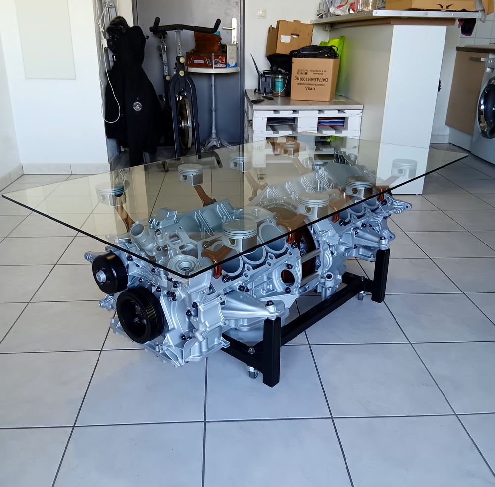 Table basse Moteur
Décoration