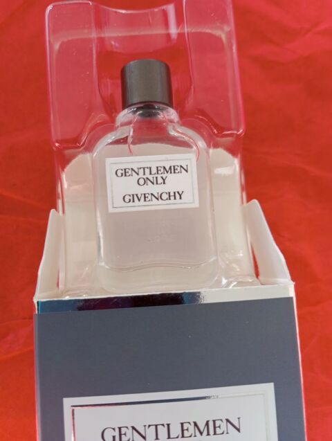 miniature de parfum Gentleman only 8 Bourg-en-Bresse (01)