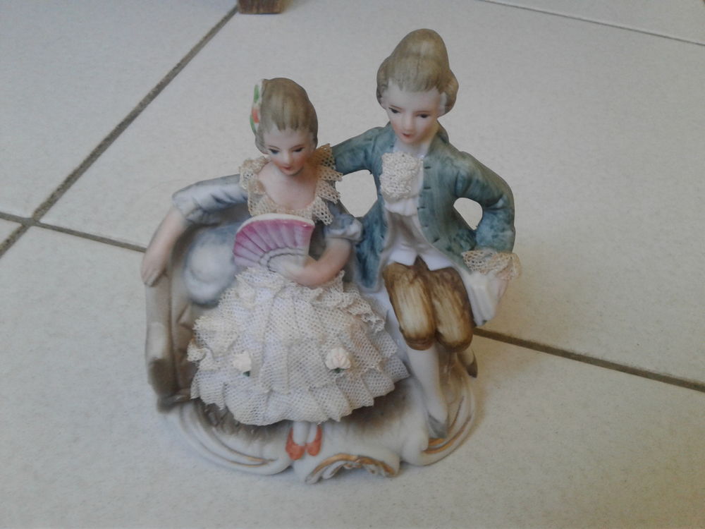 Couple Louis XV en porcelaine biscuit
Décoration